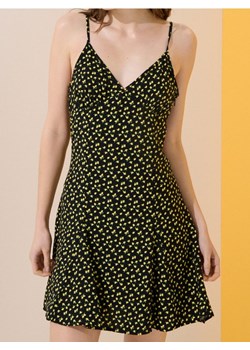 Sinsay - Wiskozowa sukienka mini na ramiączkach w cytrynki - wielobarwny ze sklepu Sinsay w kategorii Sukienki - zdjęcie 189264747