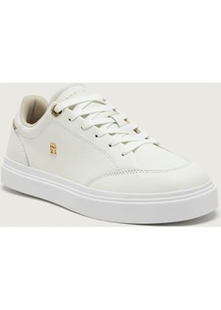 Tommy Hilfiger Skórzane sneakersy TH CHIC ze sklepu Gomez Fashion Store w kategorii Buty sportowe damskie - zdjęcie 189266716