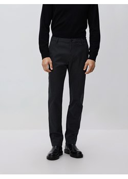 Reserved - Spodnie chino slim fit - czarny ze sklepu Reserved w kategorii Spodnie męskie - zdjęcie 189270477