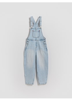 Reserved - Jeansowe ogrodniczki - niebieski ze sklepu Reserved w kategorii Spodnie dziewczęce - zdjęcie 189270526