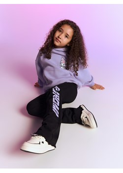 Reserved - Legginsy flare Kuromi - czarny ze sklepu Reserved w kategorii Spodnie dziewczęce - zdjęcie 189271515