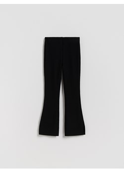 Reserved - Prążkowane spodnie flare - czarny ze sklepu Reserved w kategorii Spodnie dziewczęce - zdjęcie 189271535