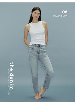 Reserved - Jeansy mom fit - niebieski ze sklepu Reserved w kategorii Jeansy damskie - zdjęcie 189275609