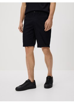 Reserved - Bawełniane szorty chino - czarny ze sklepu Reserved w kategorii Spodnie męskie - zdjęcie 189276048