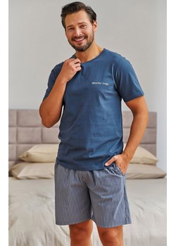 Doctor Nap niebieska piżama męska z szortami w paseczki PMB.7424.DENIM_BLUE, Kolor denim, Rozmiar M, Doctor Nap ze sklepu Primodo w kategorii Piżamy męskie - zdjęcie 189279476
