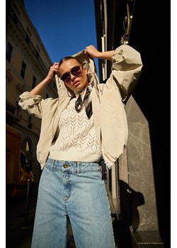 Cienka kurtka z kapturem beżowa ze sklepu Moodo.pl w kategorii Kurtki damskie - zdjęcie 189283479