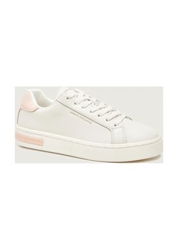 Armani Exchange Skórzane sneakersy ze sklepu Gomez Fashion Store w kategorii Buty sportowe damskie - zdjęcie 189283675