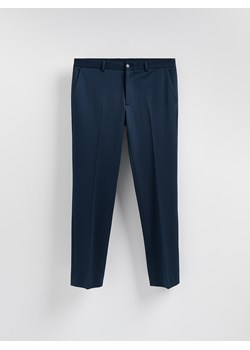 Reserved - Garniturowe spodnie slim fit - granatowy ze sklepu Reserved w kategorii Spodnie męskie - zdjęcie 189287135