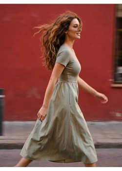 Sinsay - Sukienka midi z krótkim rękawem - zielony ze sklepu Sinsay w kategorii Sukienki - zdjęcie 189288756