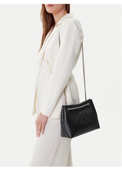 Torebka Calvin Klein Jeans Sculpted Chain Shoulder Bag LV04K3163G Czarny ze sklepu eobuwie.pl w kategorii Torebki damskie - zdjęcie 189288897