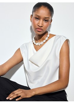 Mohito - Satynowa bluzka - kremowy ze sklepu Mohito w kategorii Bluzki damskie - zdjęcie 189303675