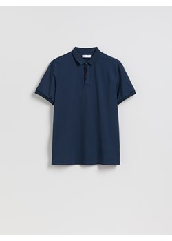 Reserved - Koszulka polo regular z domieszką jedwabiu - granatowy ze sklepu Reserved w kategorii T-shirty męskie - zdjęcie 189304335