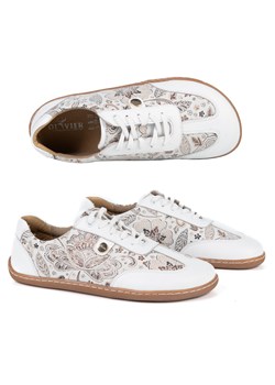 Buty barefoot damskie Olivier 113MP – anatomiczne buty skórzane białe kwiaty ze sklepu butyolivier w kategorii Półbuty damskie - zdjęcie 189305119