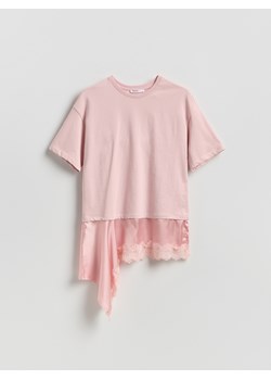 Reserved - Asymetryczny t-shirt - pastelowy róż ze sklepu Reserved w kategorii Bluzki damskie - zdjęcie 189309435