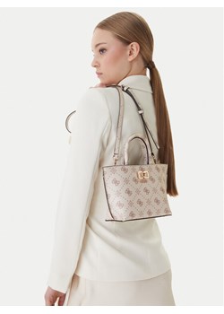 Torebka Guess Emelie Logo Mini HWGP99 28750 Écru ze sklepu eobuwie.pl w kategorii Kuferki - zdjęcie 189320905