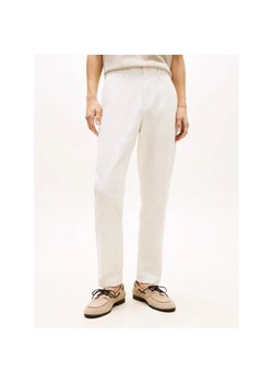 Tommy Hilfiger Spodnie chino Harlem | Tapered fit ze sklepu Gomez Fashion Store w kategorii Spodnie męskie - zdjęcie 189322627