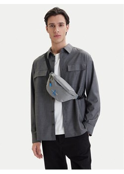 Calvin Klein Nerka Bold Waistbag LV04D3116G Szary ze sklepu MODIVO w kategorii Nerki - zdjęcie 189322758
