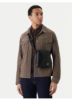 Calvin Klein Saszetka Emblem Hw Reporter LV04D3293G Czarny ze sklepu MODIVO w kategorii Torby męskie - zdjęcie 189322826