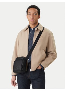 Calvin Klein Saszetka Bold Ck Pocket Reporter LV04D3368G Czarny ze sklepu MODIVO w kategorii Torby męskie - zdjęcie 189322827