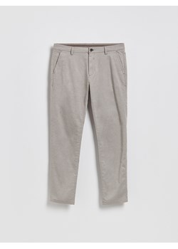 Reserved - Spodnie chino slim - ciemnobrązowy ze sklepu Reserved w kategorii Spodnie męskie - zdjęcie 189348875