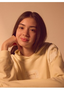 Reserved - Bluza z haftem - jasnożółty ze sklepu Reserved w kategorii Bluzy dziewczęce - zdjęcie 189362908