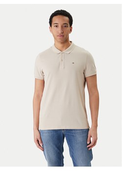 Tommy Jeans Polo DM0DM20676 Beżowy Slim Fit ze sklepu MODIVO w kategorii T-shirty męskie - zdjęcie 189367078