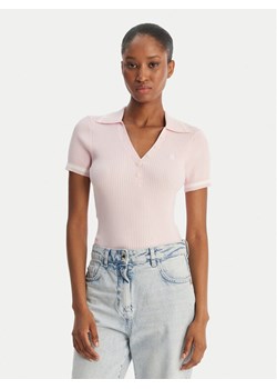 Guess Jeans Sweter 181553 Różowy Classic Fit ze sklepu MODIVO w kategorii Swetry damskie - zdjęcie 189367146