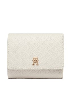 Portfel Tommy Hilfiger Th Icon Trifold Mono AW0AW18484 Beżowy ze sklepu eobuwie.pl w kategorii Portfele damskie - zdjęcie 189370648