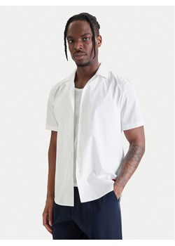 HUGO Koszula Ellino 50560584 Biały Relaxed Fit ze sklepu MODIVO w kategorii Koszule męskie - zdjęcie 189370726