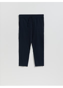 Reserved - Spodnie jogger z lnem - granatowy ze sklepu Reserved w kategorii Spodnie męskie - zdjęcie 189383295