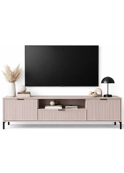 Beżowa szafka rtv z lamelami na nóżkach B7-M66 ze sklepu Edinos.pl w kategorii Szafki RTV - zdjęcie 189385755