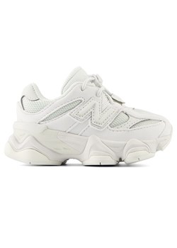 Buty niemowlęce New Balance IV9060LL – białe ze sklepu New Balance Poland w kategorii Buty sportowe dziecięce - zdjęcie 189397909