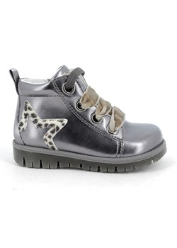 Primigi Buty w kolorze szarym do nauki chodzenia ze sklepu Limango Polska w kategorii Buciki niemowlęce - zdjęcie 189405647