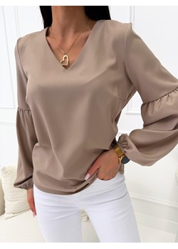 Beżowa Elegancka Bluzka z Dekoltem V ze sklepu ModnaKiecka.pl w kategorii Bluzki damskie - zdjęcie 189406738
