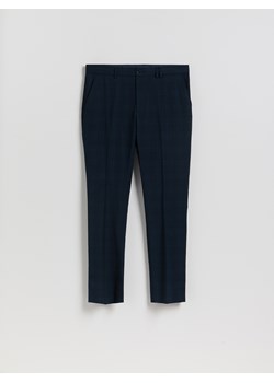 Reserved - Garniturowe spodnie slim fit - granatowy ze sklepu Reserved w kategorii Spodnie męskie - zdjęcie 189407128
