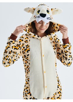 Cropp - Onesie gepard - beżowy ze sklepu Cropp w kategorii Piżamy damskie - zdjęcie 62459635