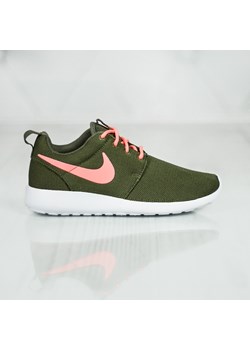 Buty sportowe damskie Nike Roshe