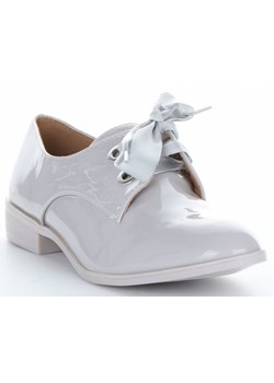 Półbuty damskie Lady Glory jesienne casualowe na obcasie bez wzorów 