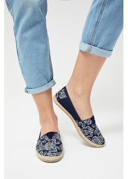 Espadryle damskie w nadruki z tkaniny bez zapięcia 