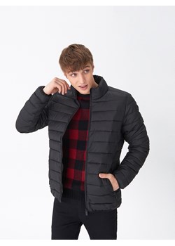 Granatowa kurtka męska House bez wzorów na jesień 