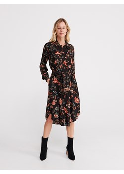 Reserved sukienka casual w kwiaty z długim rękawem 
