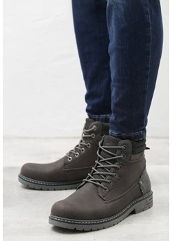 Buty zimowe męskie Born2be sznurowane 