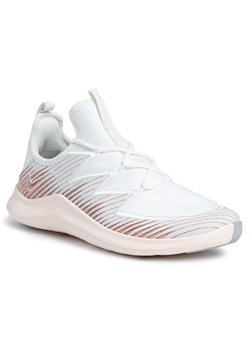 Buty sportowe damskie Nike bez wzorów sznurowane na płaskiej podeszwie 