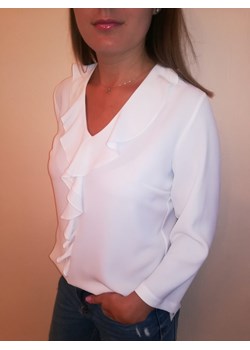 Bluzka damska Asto bez wzorów z dekoltem v z długimi rękawami elegancka 