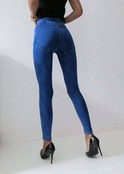 Jeansy damskie 