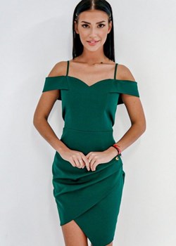 Sukienka w serek zielona z krótkim rękawem na urodziny z elastanu z odkrytymi ramionami 