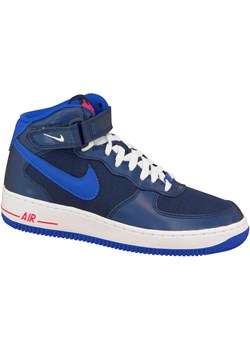 Buty sportowe damskie Nike do biegania air force bez wzorów ze skóry sznurowane na płaskiej podeszwie 