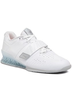 Białe buty męskie nike rzepy, lato 2020 w Domodi Buty męskie nike rzepy, lato 2020 w Domodi