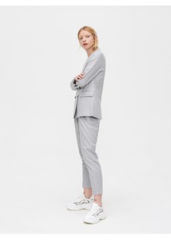 Cropp - Spodnie jogger tailoring - jasny szary ze sklepu Cropp w kategorii Spodnie damskie - zdjęcie 81649577