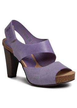 Fioletowe buty nessi, wiosna 2020 w Domodi Fioletowe buty nessi, wiosna 2020 w Domodi
